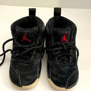 Toddler’s Nike Air Jordans 12 Retro Sz 8C Black Suede on Black with Rubber Sole
